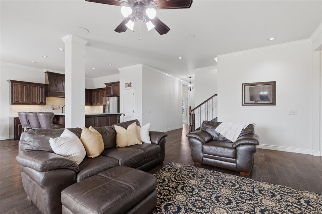 13608 Cobblestone Curve Road Property Photo 14