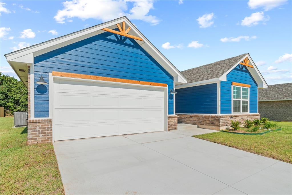4616 Lincoln Landing Property Photo 4