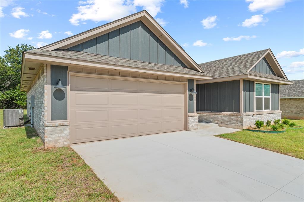 4640 Lincoln Landing Property Photo 4