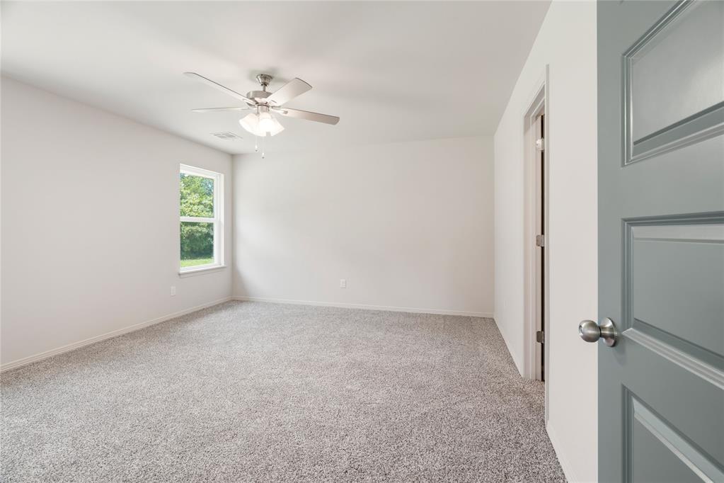 4640 Lincoln Landing Property Photo 13