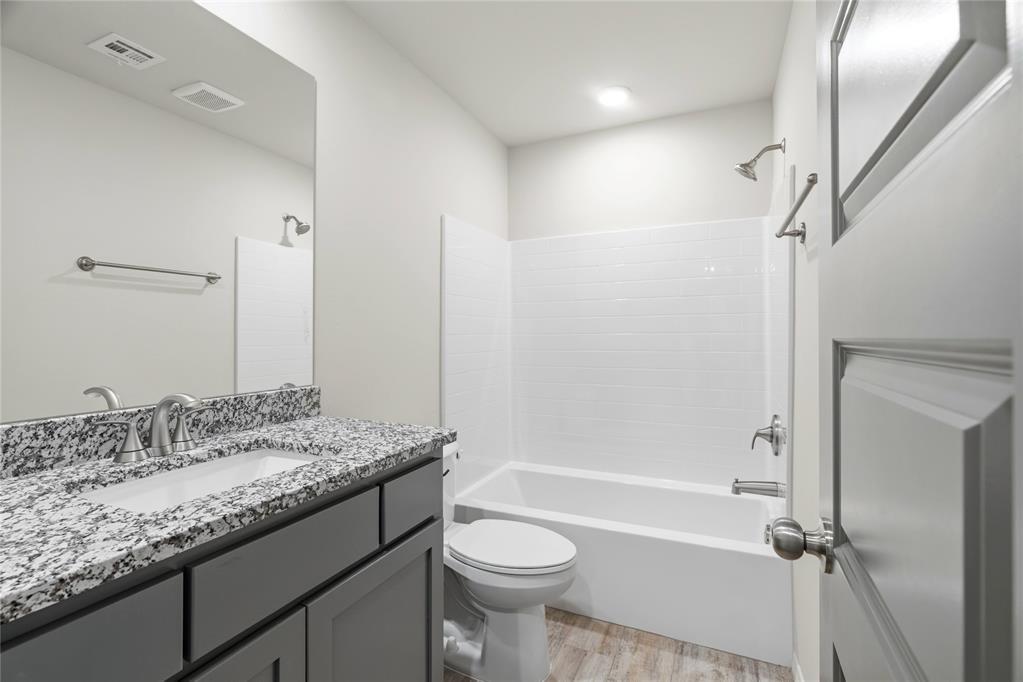4640 Lincoln Landing Property Photo 25