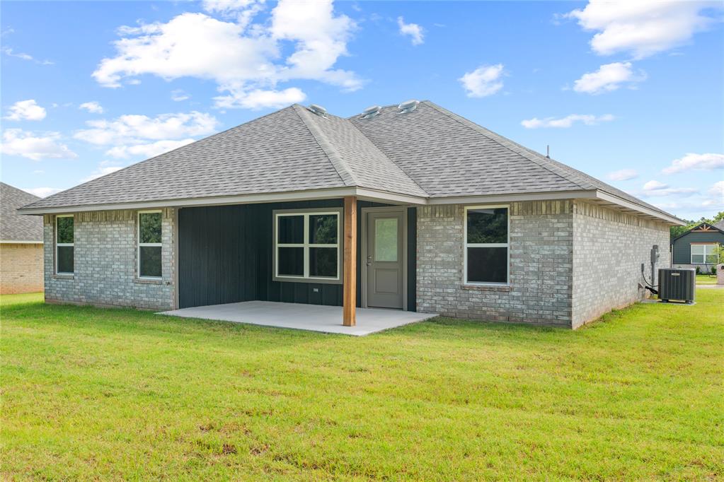 4640 Lincoln Landing Property Photo 32