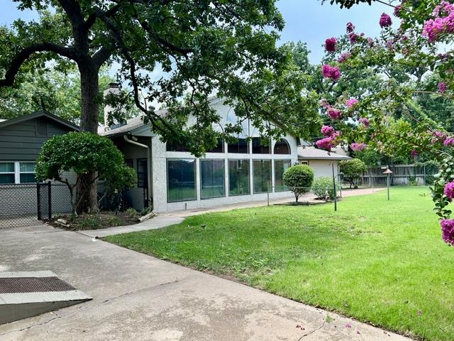 7325 Nw 21st Street Property Photo 5