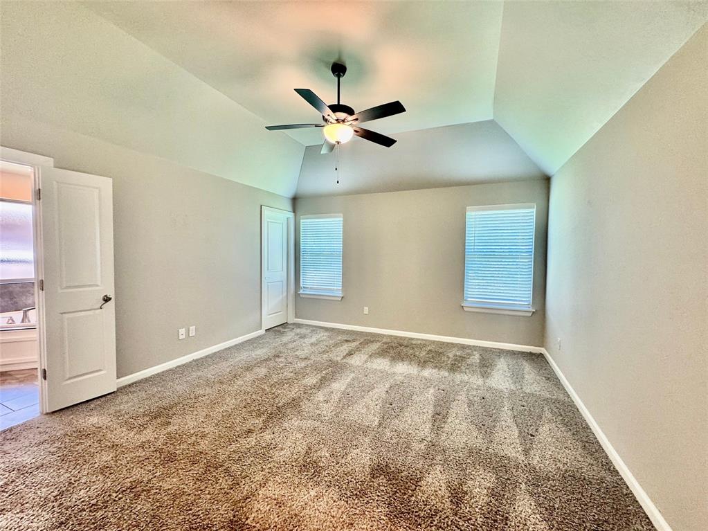 13920 Kamber Drive Property Photo 10