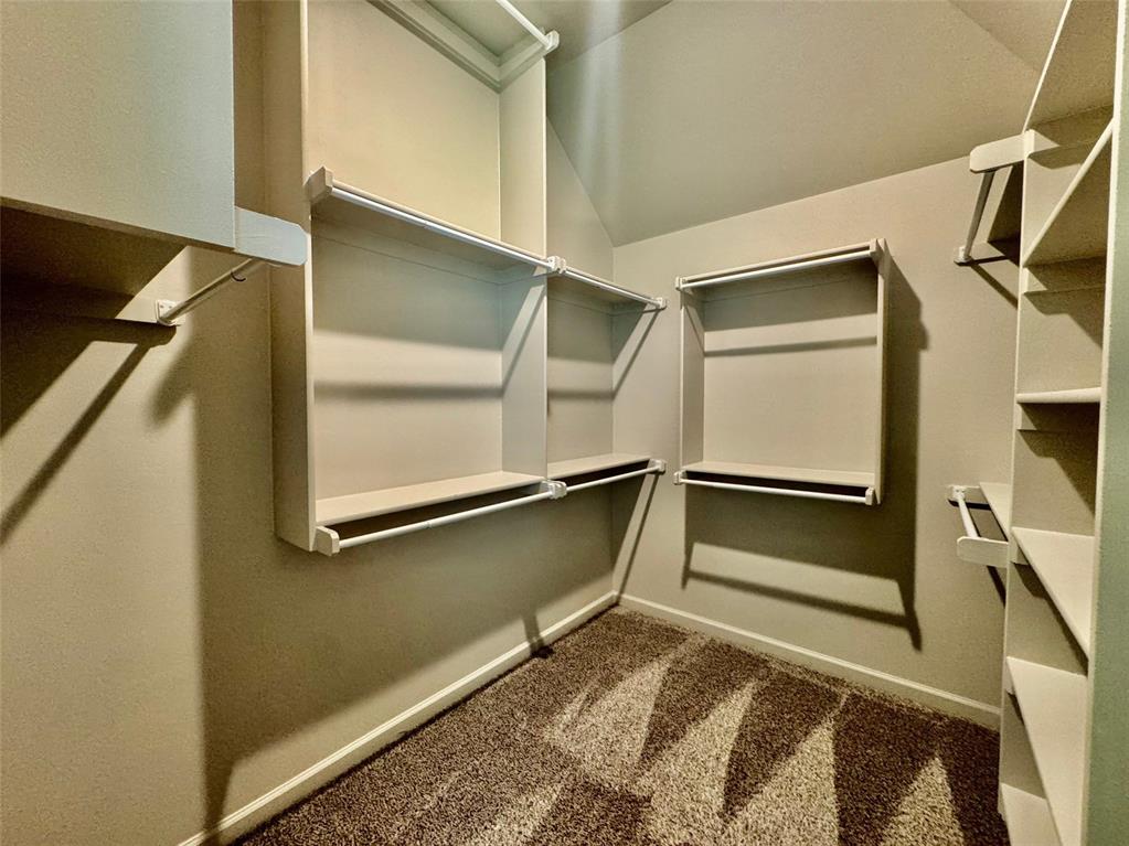 13920 Kamber Drive Property Photo 13