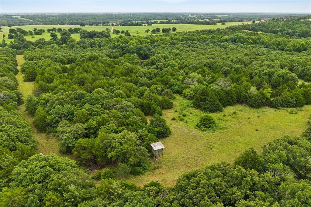 N Harrah Road Property Photo 34