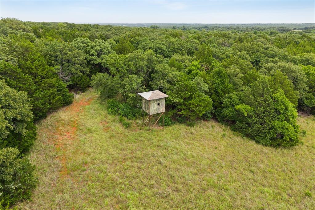N Harrah Road Property Photo 39