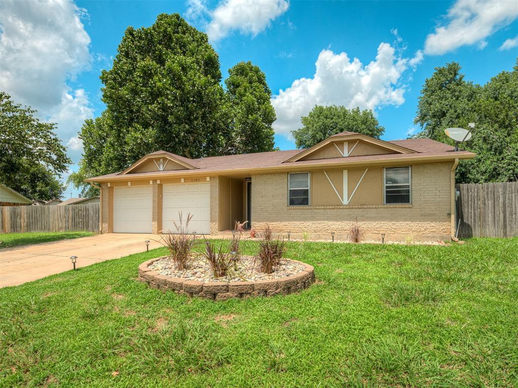 1101 Teal Place Property Photo 3