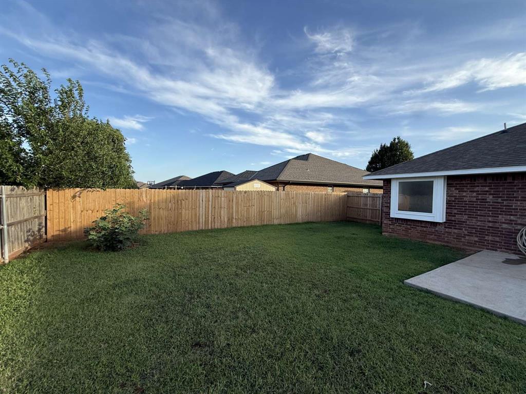 2261 Blue Jay Drive Property Photo 10