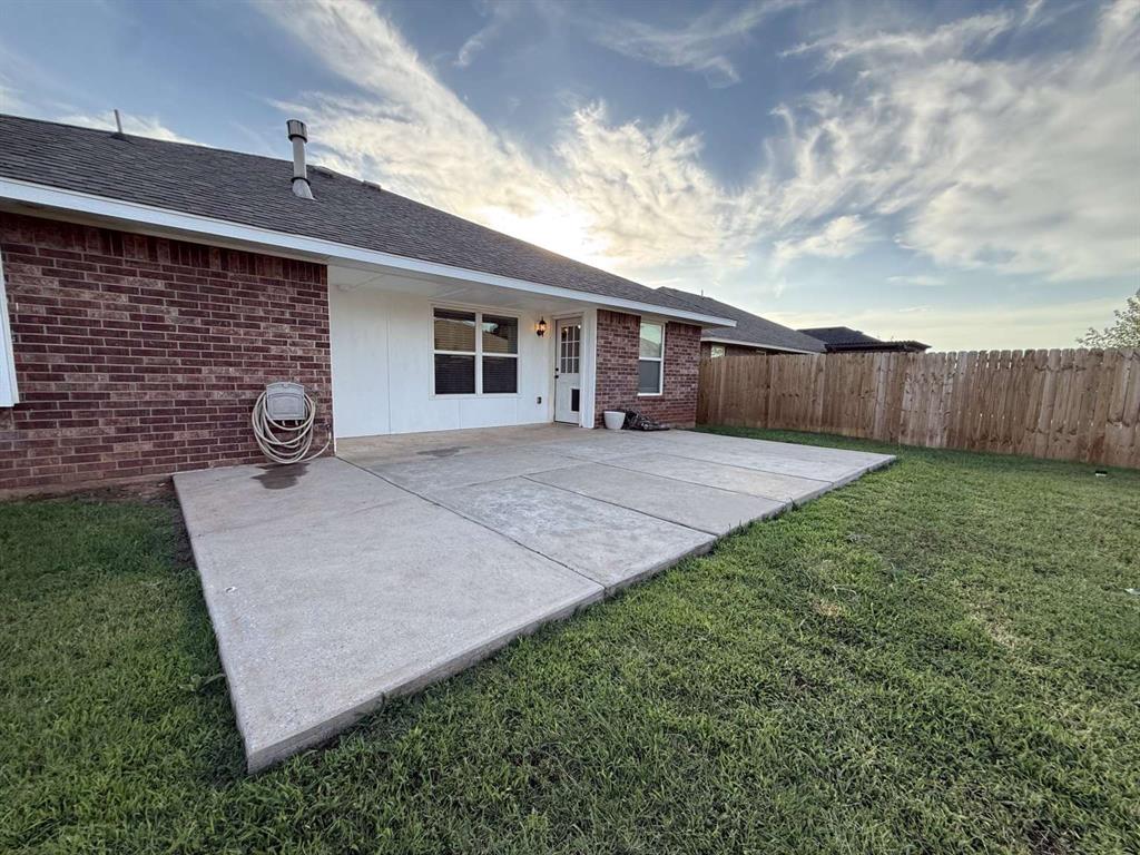 2261 Blue Jay Drive Property Photo 11