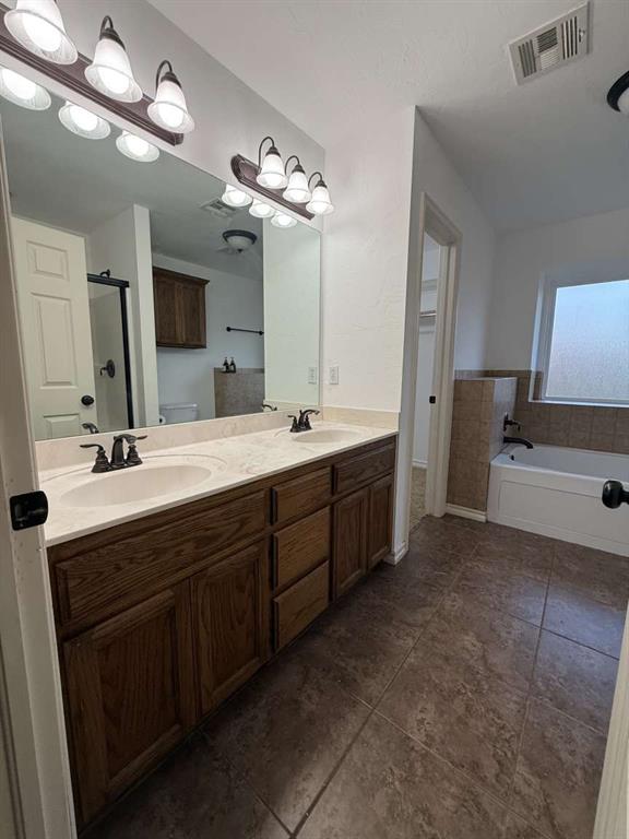 2261 Blue Jay Drive Property Photo 32