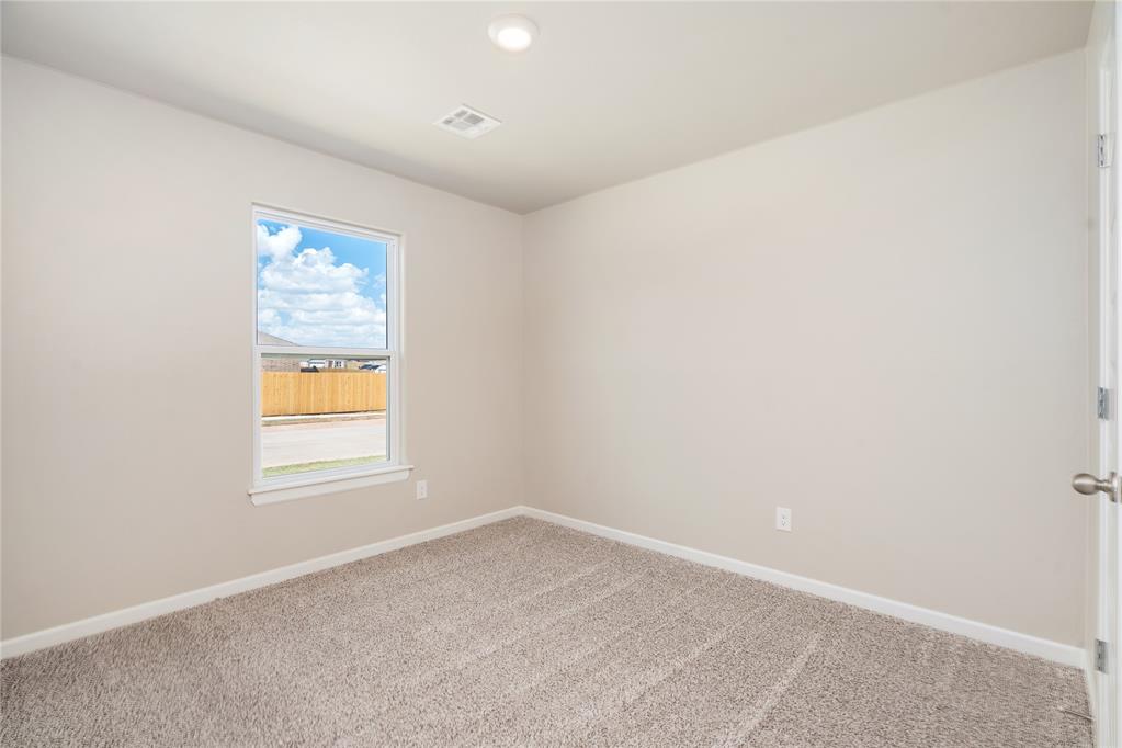 721 Luna Way Property Photo 7