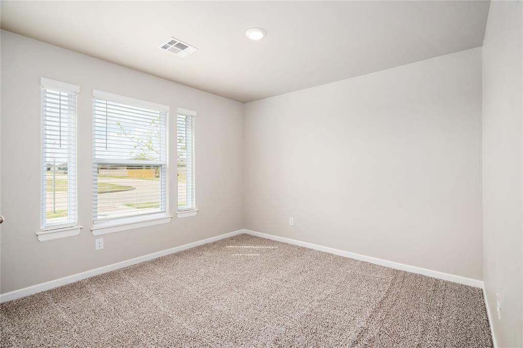 721 Luna Way Property Photo 8