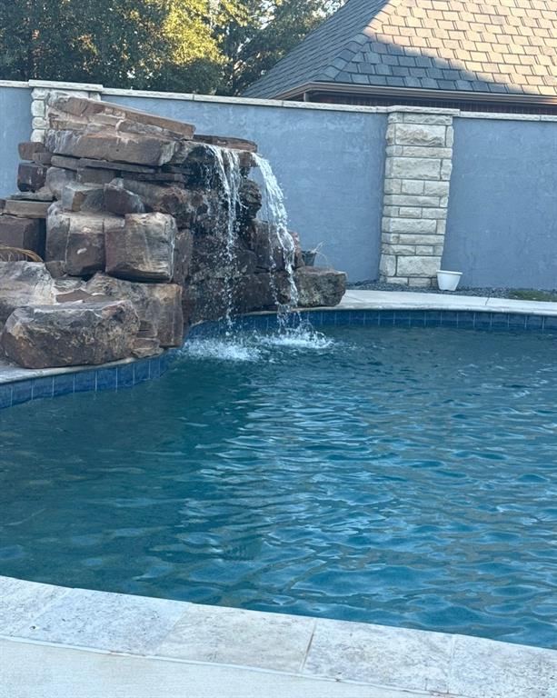 13100 Lorien Way Property Photo 3