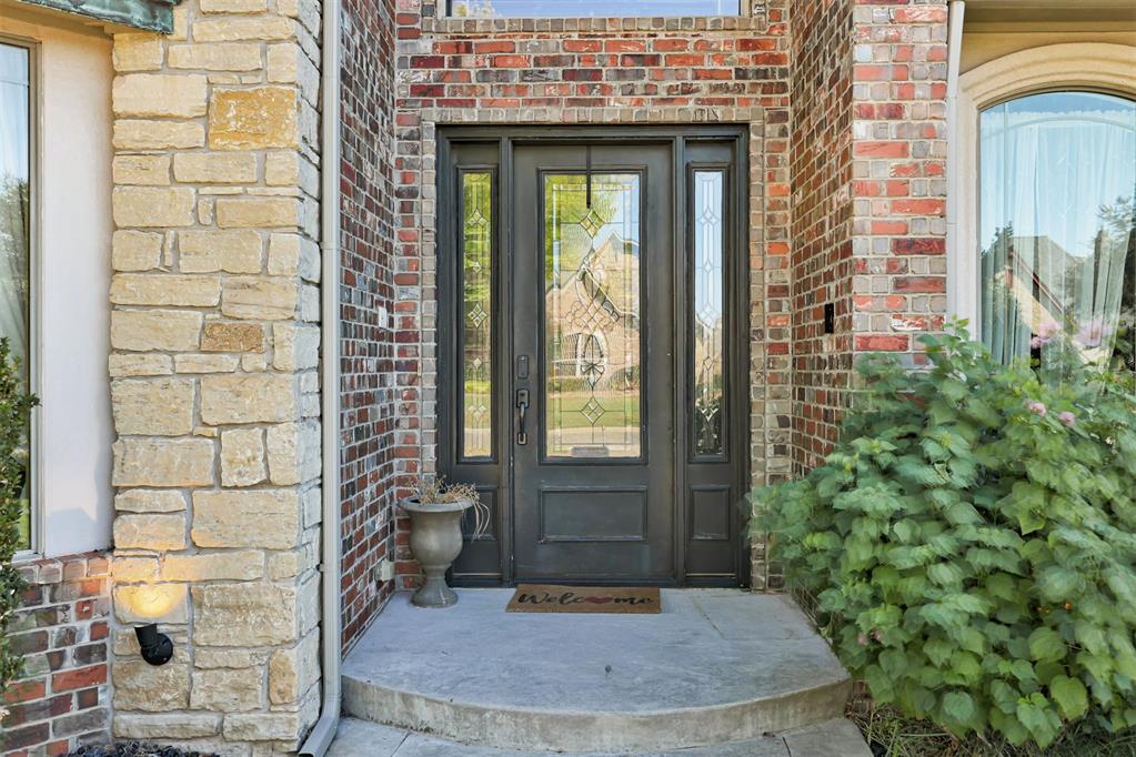 13100 Lorien Way Property Photo 4