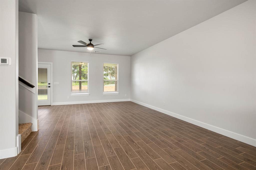 2375 Clubhouse Drive Property Photo 4