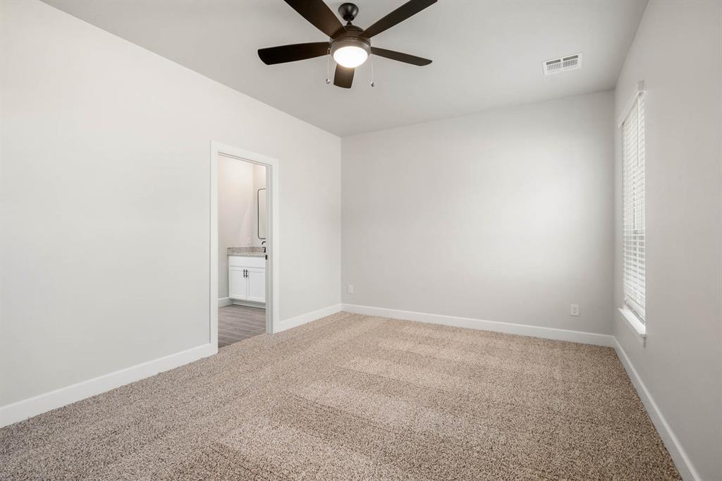 2375 Clubhouse Drive Property Photo 7