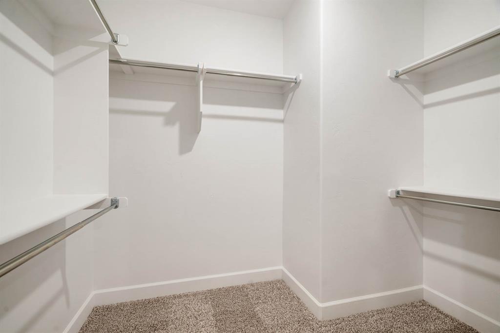 2375 Clubhouse Drive Property Photo 10
