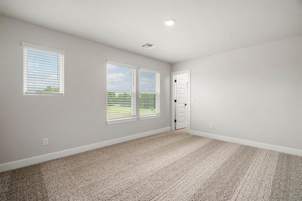 2375 Clubhouse Drive Property Photo 14