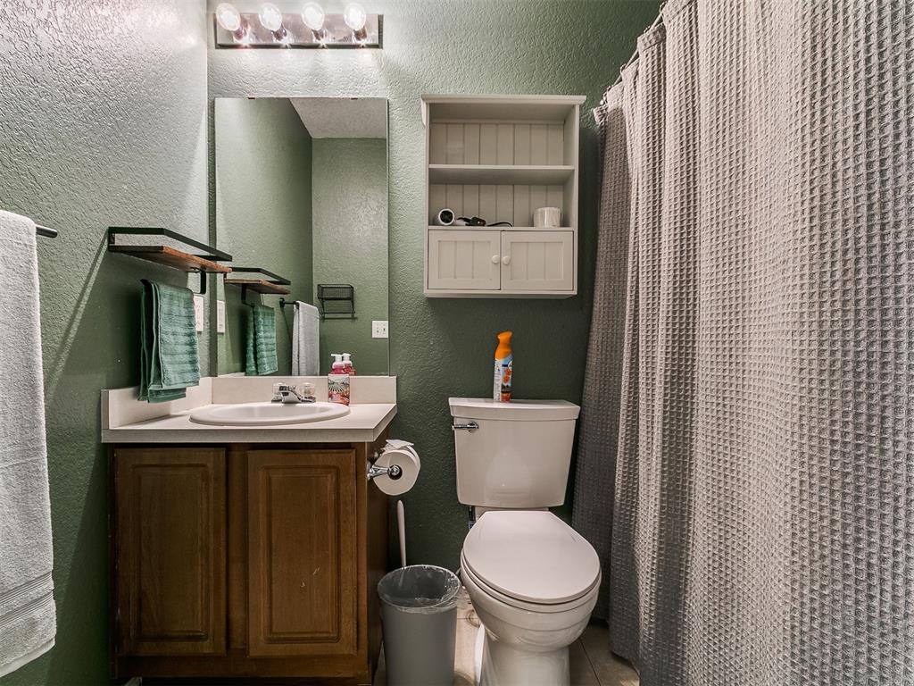 414 English Elm Lane Property Photo 9