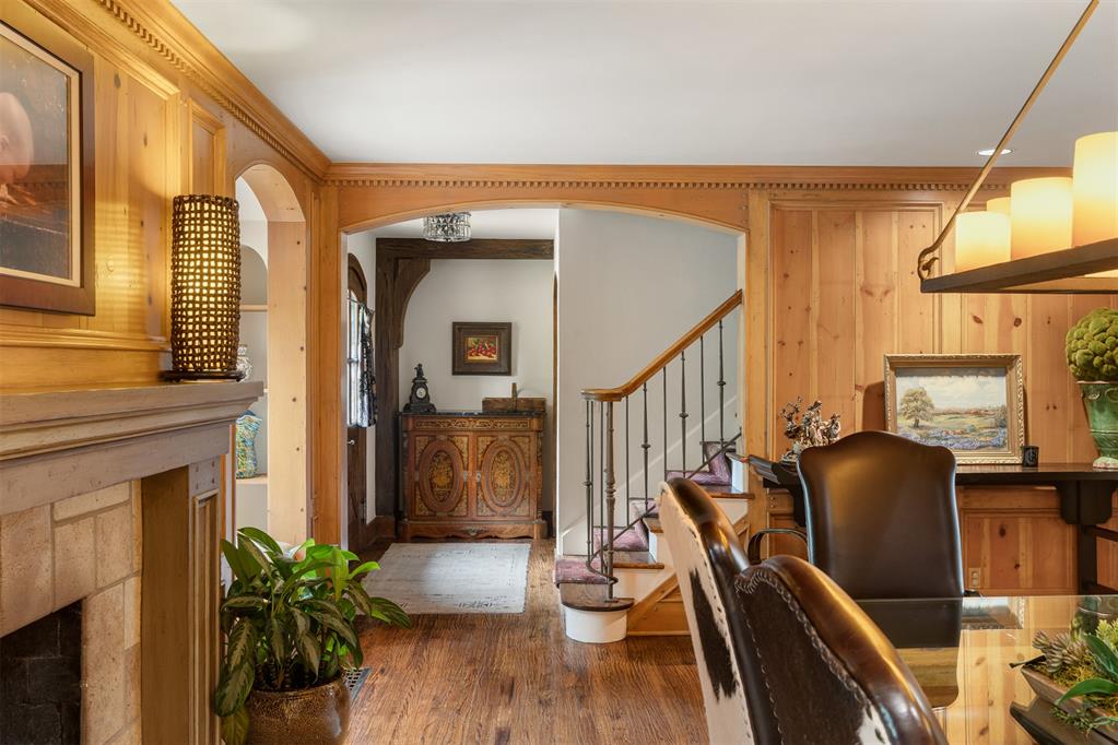 6638 Avondale Drive Property Photo 8