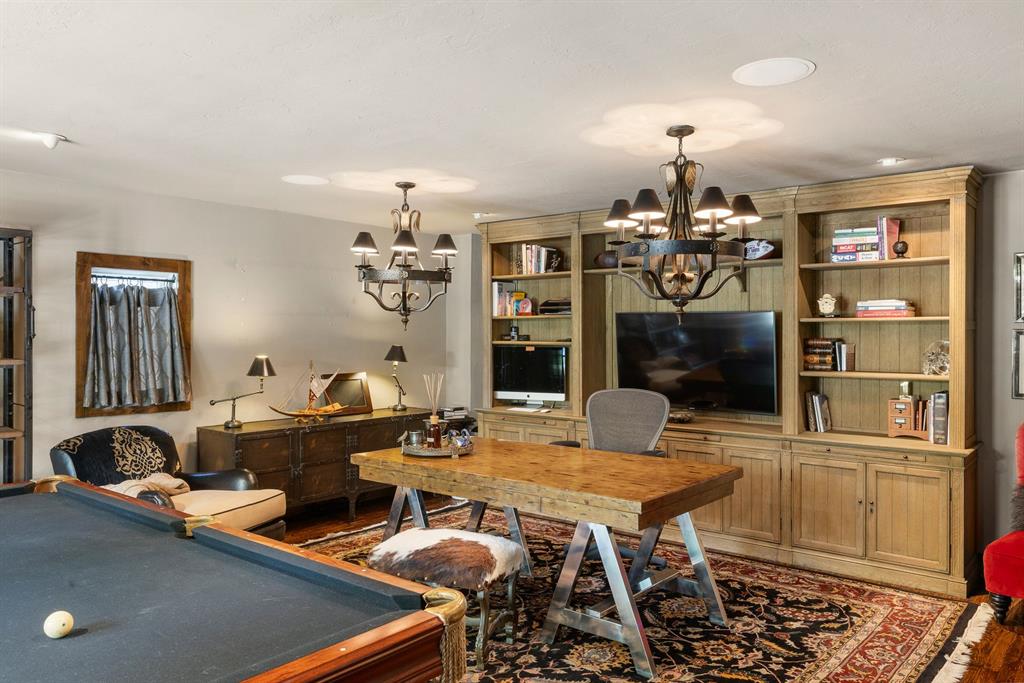 6638 Avondale Drive Property Photo 13