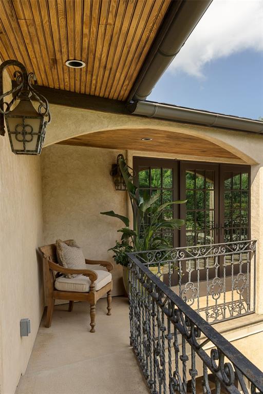 6638 Avondale Drive Property Photo 28