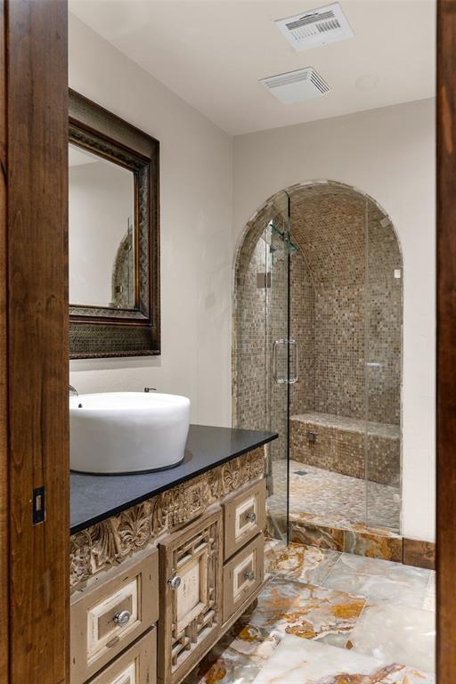 6638 Avondale Drive Property Photo 32