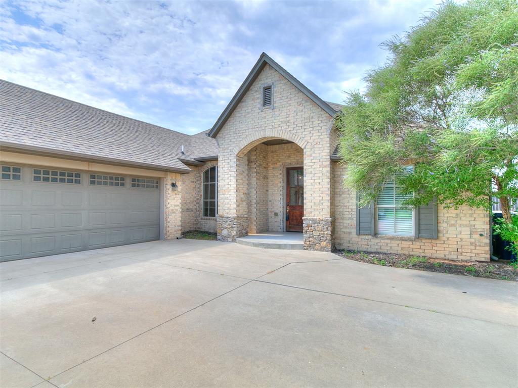 13569 Cobblestone Curve Road Property Photo 4