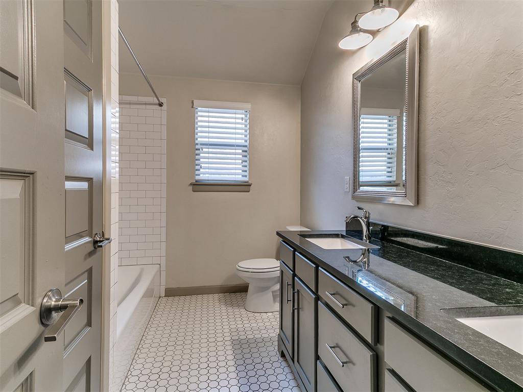13569 Cobblestone Curve Road Property Photo 20