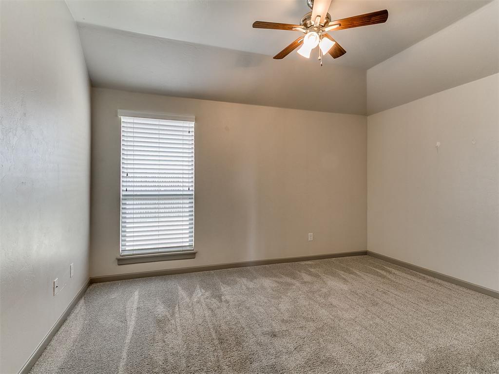 13569 Cobblestone Curve Road Property Photo 23