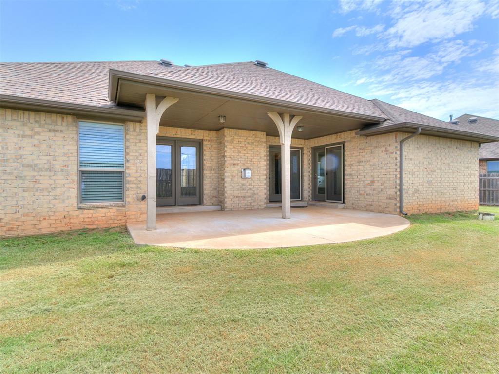 13569 Cobblestone Curve Road Property Photo 34