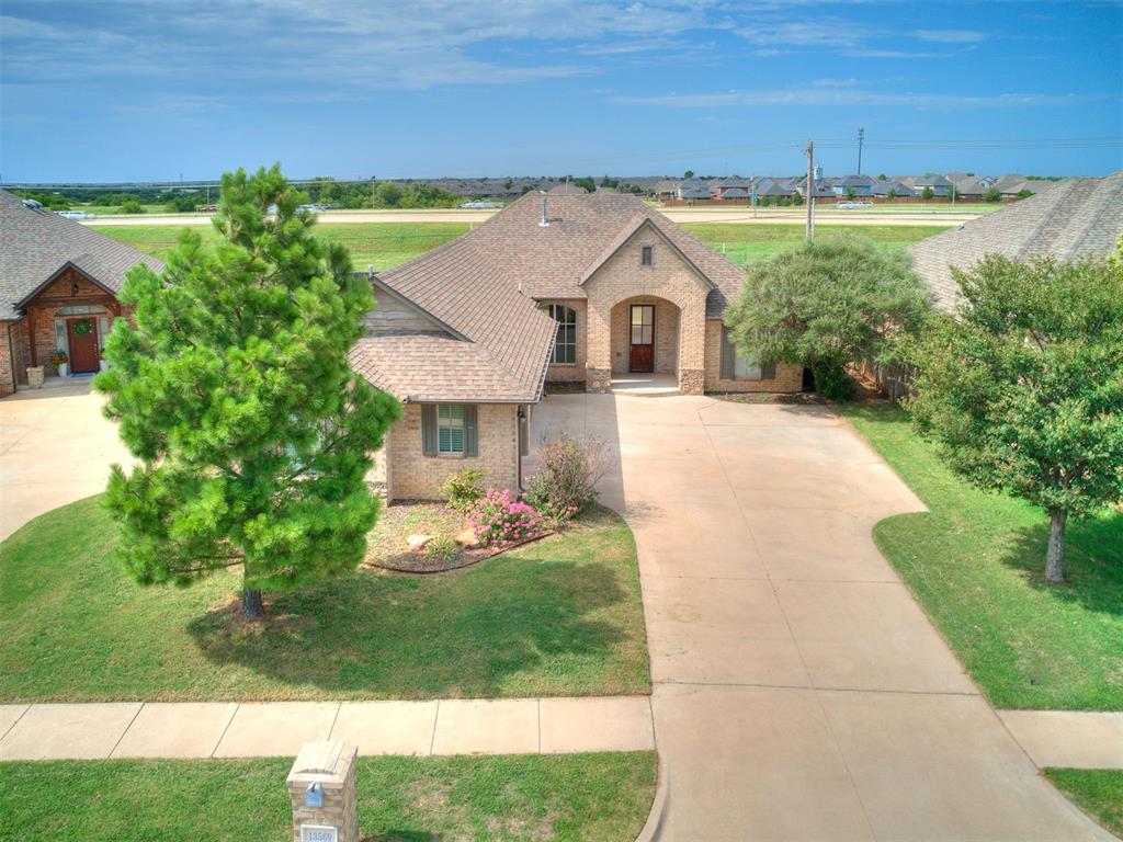 13569 Cobblestone Curve Road Property Photo 38