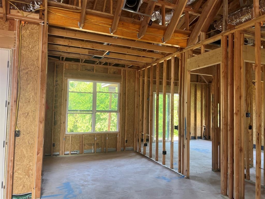 2809 Deer Valley Lane Property Photo 4