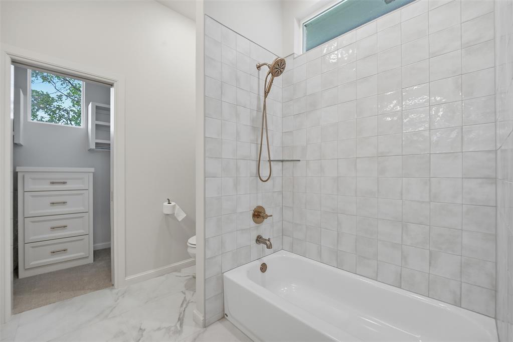4200 Grand Timber Drive Property Photo 44
