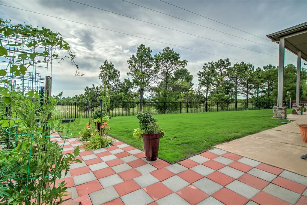 14409 Caledonia Way Property Photo 9