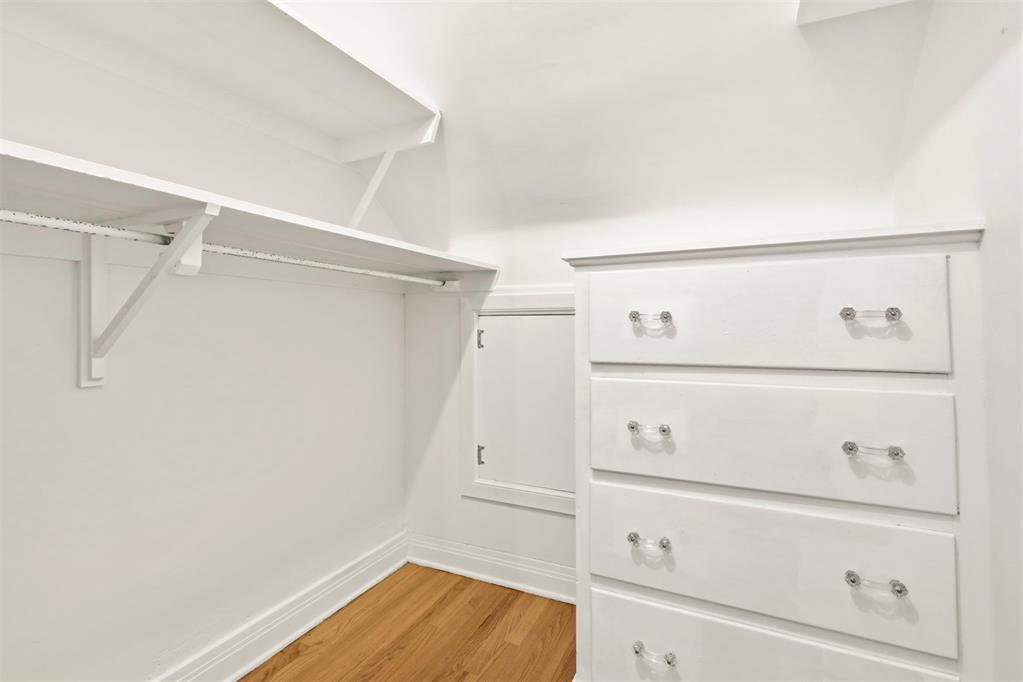 244 Nw 34th Street Property Photo 23