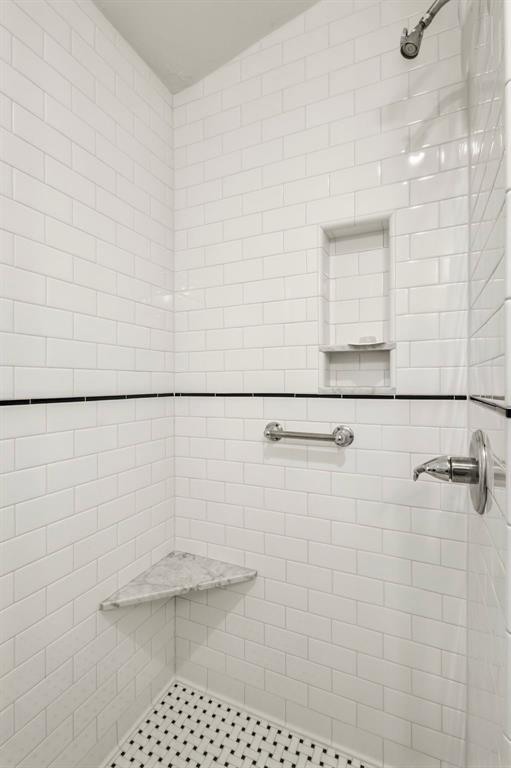 244 Nw 34th Street Property Photo 27