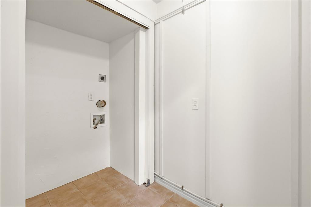 244 Nw 34th Street Property Photo 29