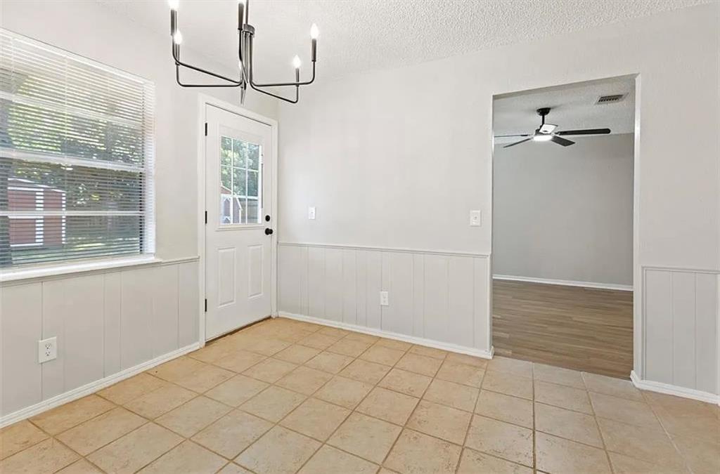 5112 Gaines Street Property Photo 7