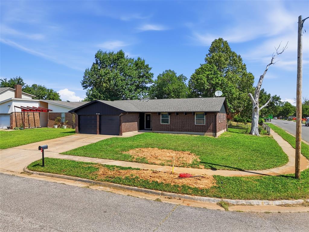 4729 Se 48th Street Property Photo 2