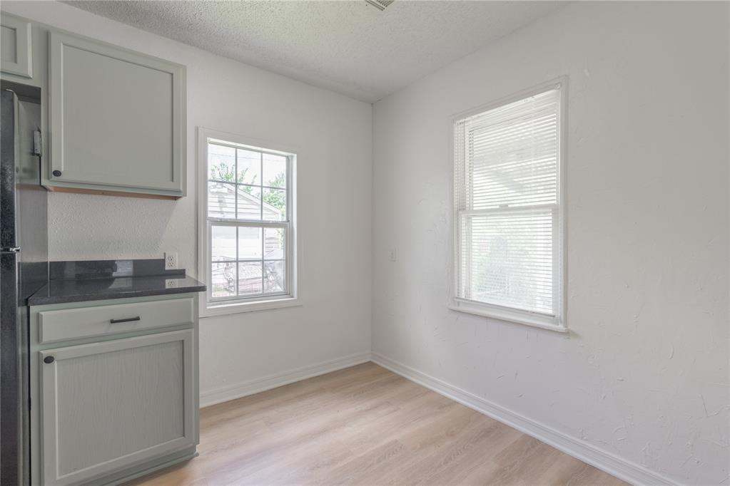 3405 S Woodward Avenue Property Photo 7