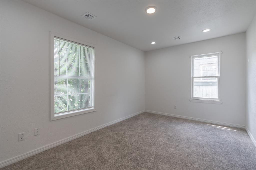 3405 S Woodward Avenue Property Photo 15