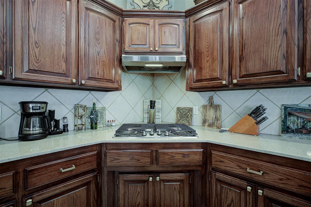 16708 Covington Manor Property Photo 14