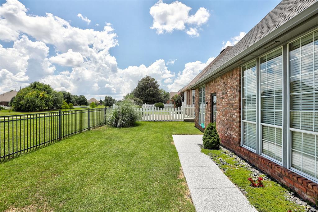 16708 Covington Manor Property Photo 44