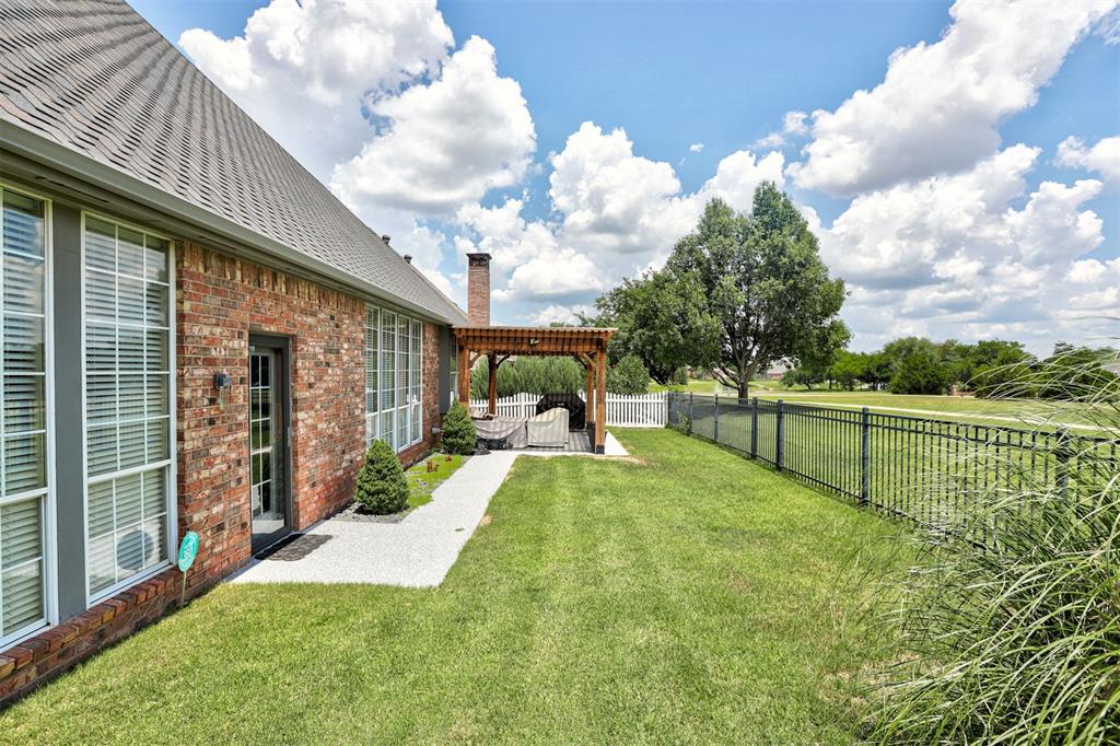 16708 Covington Manor Property Photo 45