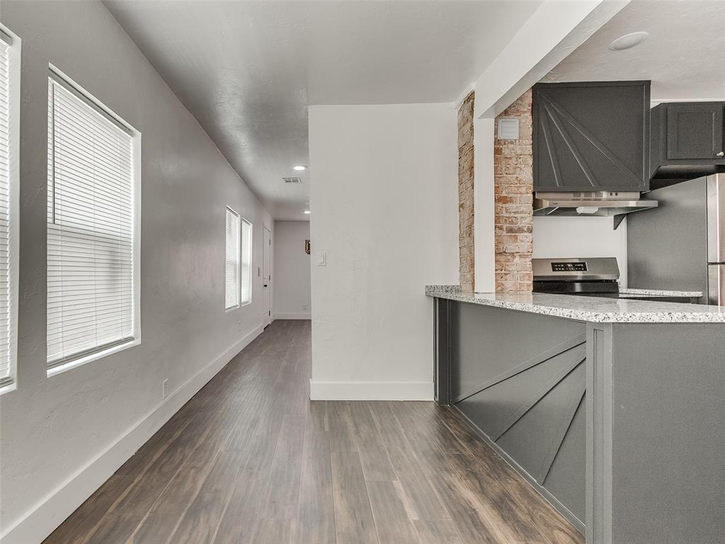 1908 N Blackwelder Avenue Property Photo 31