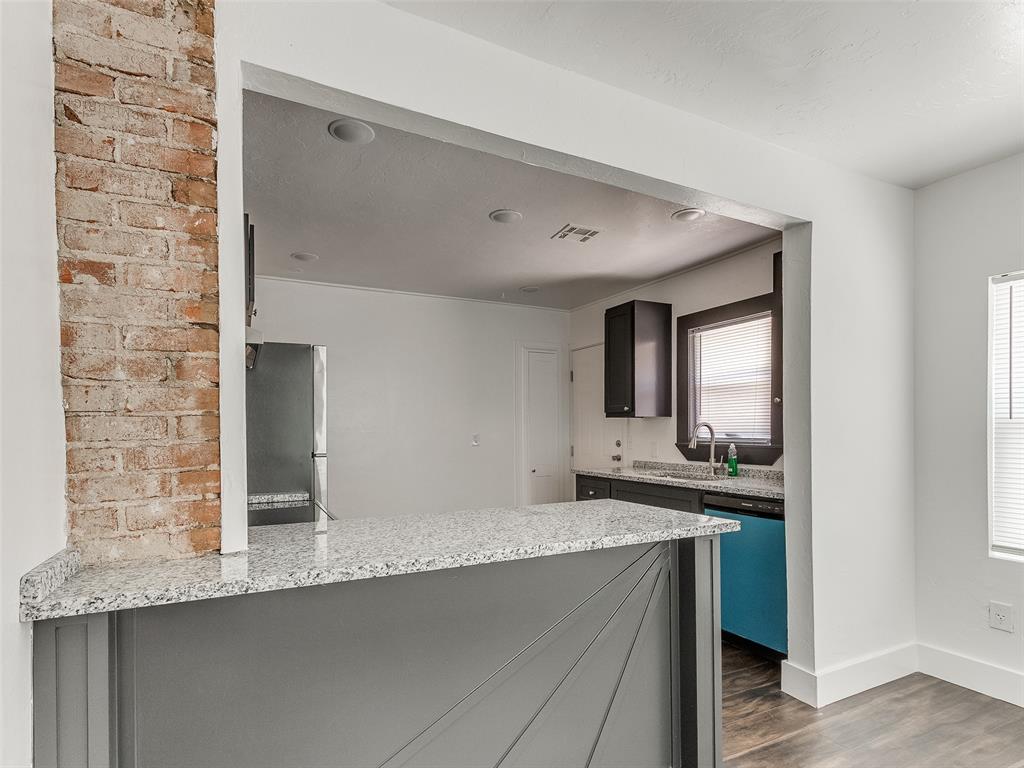 1908 N Blackwelder Avenue Property Photo 33