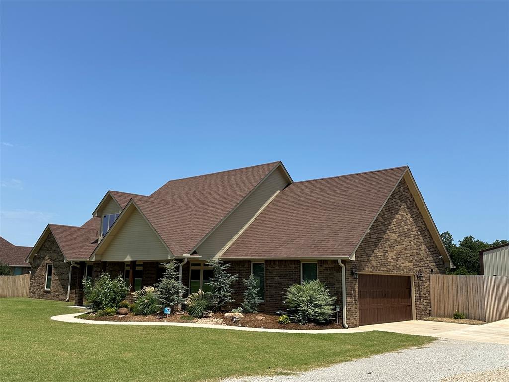 9565 N Bryan Road Property Photo 3