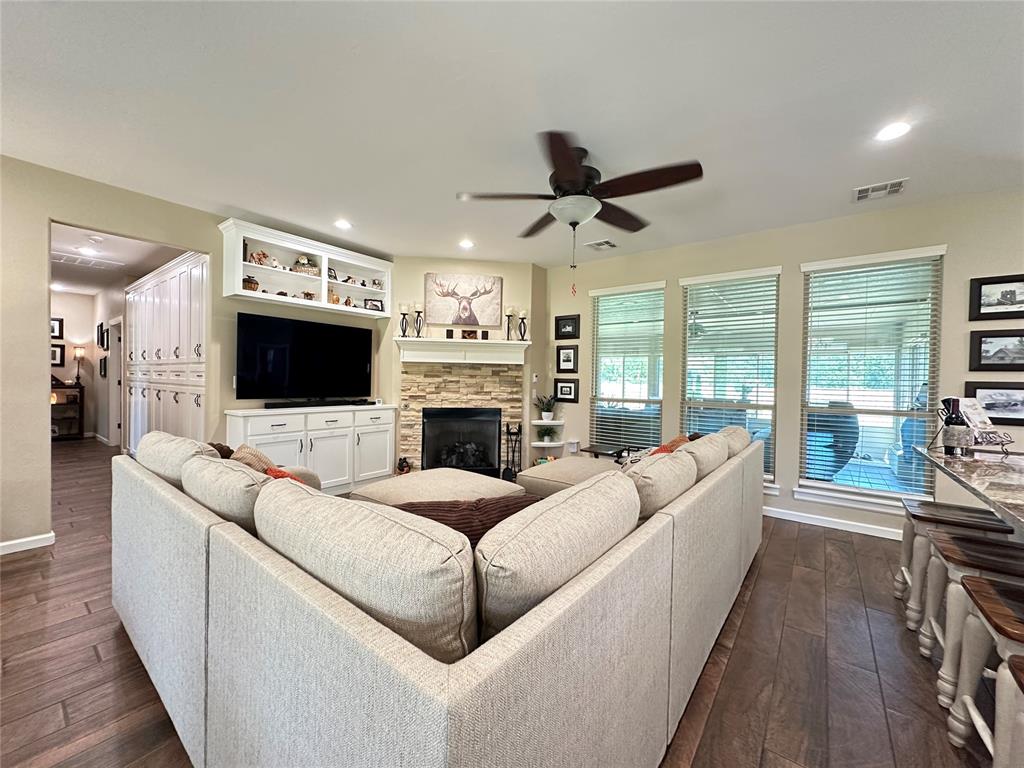 9565 N Bryan Road Property Photo 8